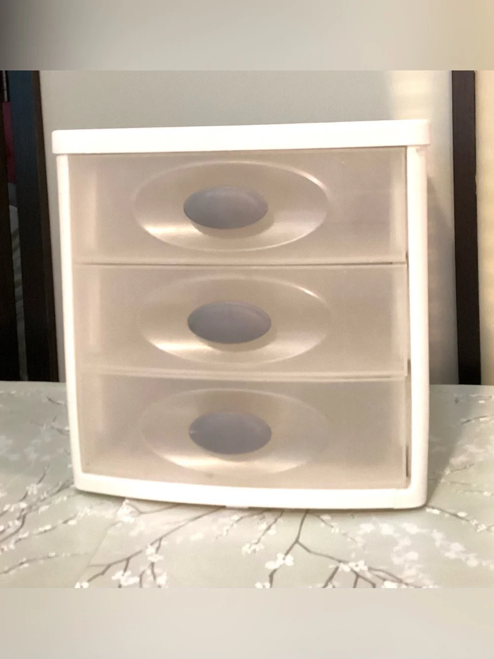 Sterilite organizer box 3 drawers 9”x 9 1/2” x 9”H